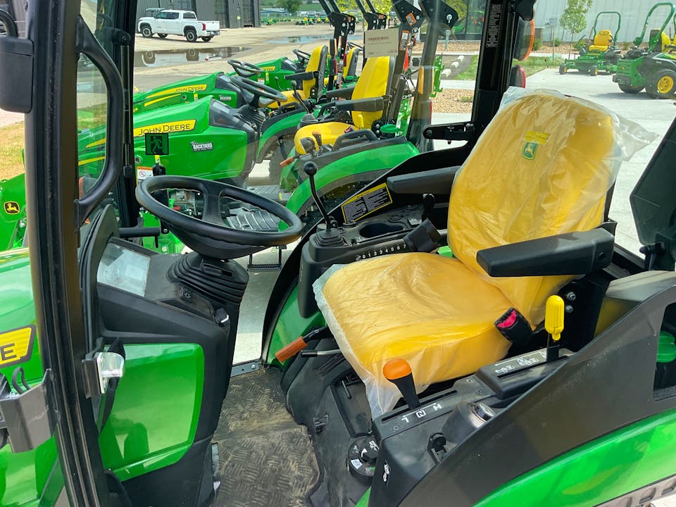 John Deere 2025R