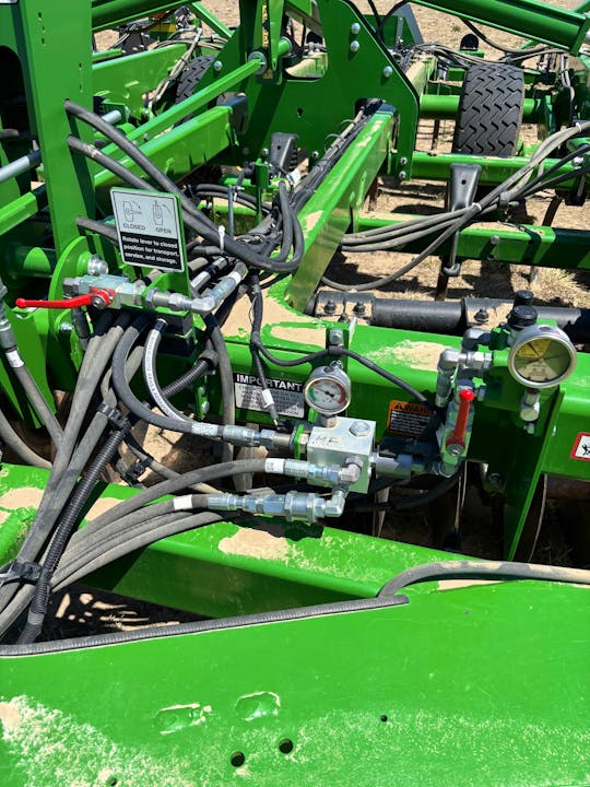 John Deere 2330