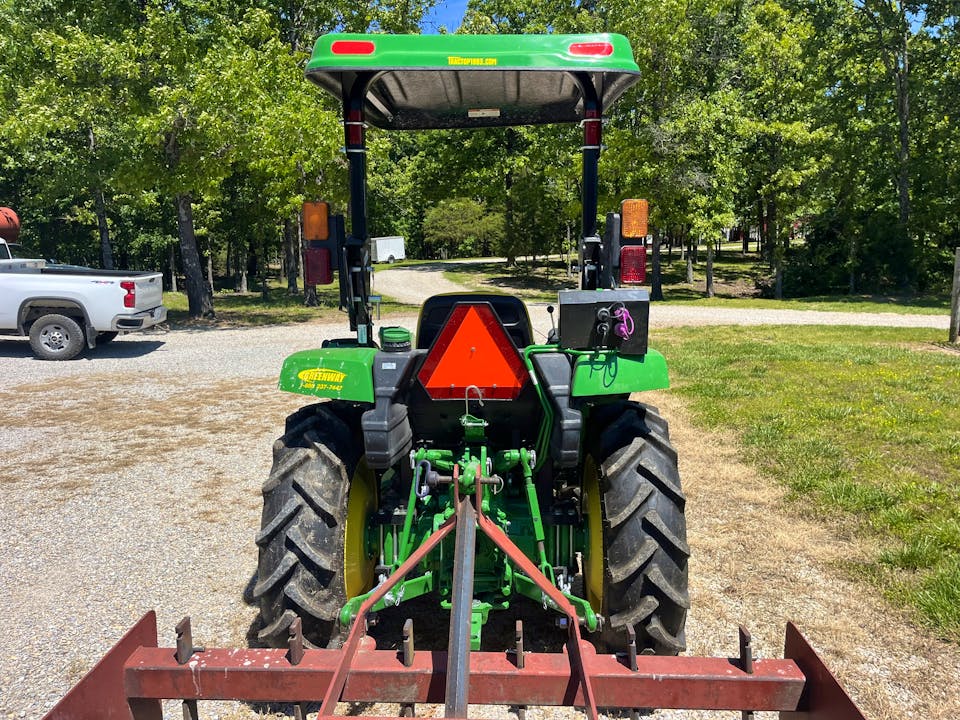 John Deere 3043D