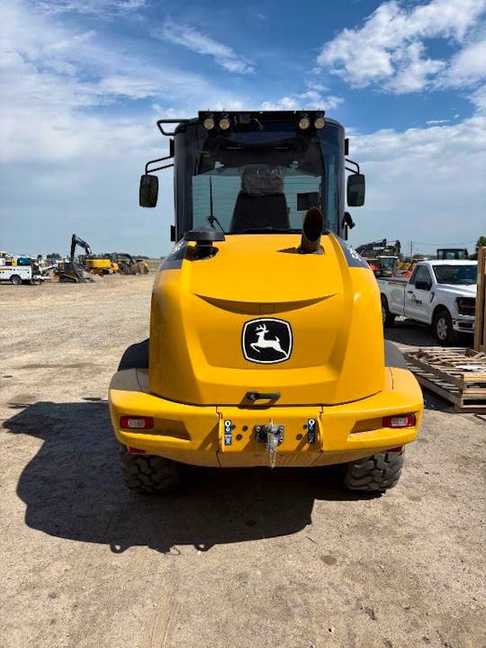 John Deere 326P