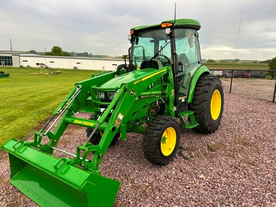 John Deere 4066R
