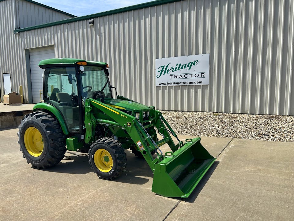 2025-john-deere-4066r-820090