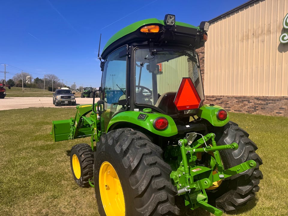 John Deere 4066R