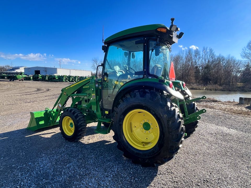 John Deere 4066R