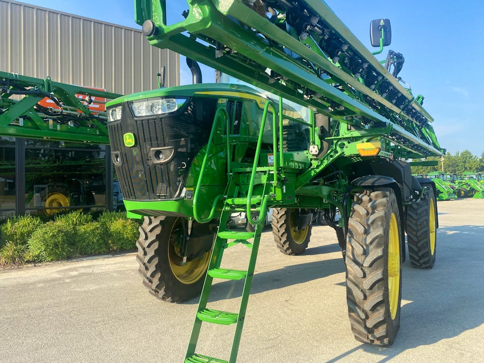 John Deere 412R