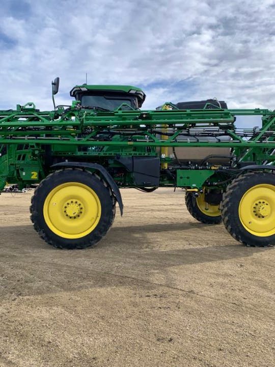 John Deere 412R