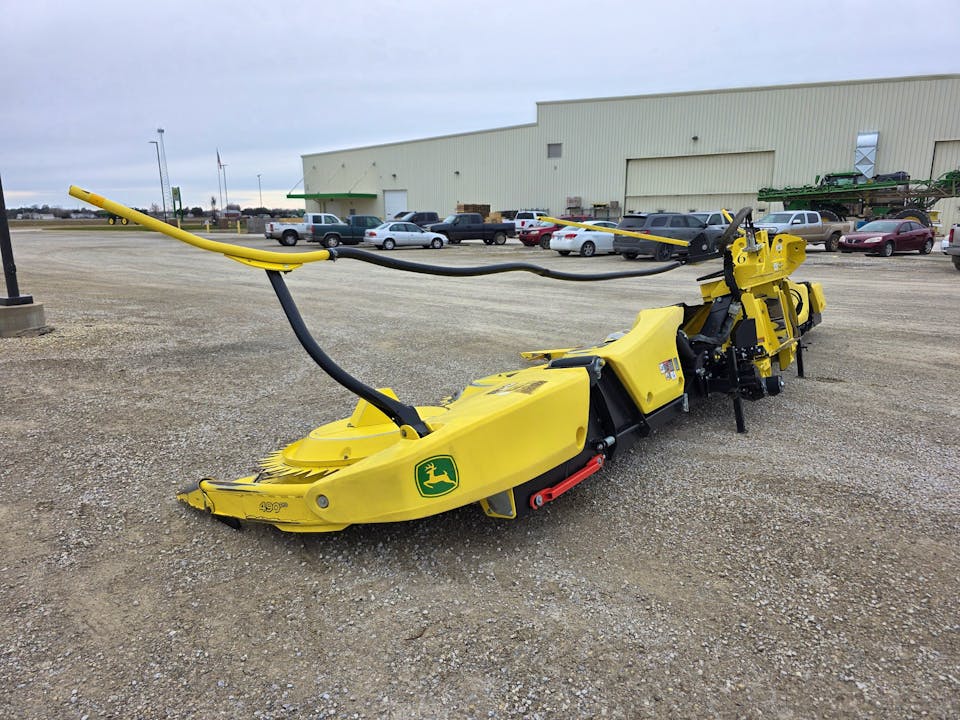 John Deere 490plus