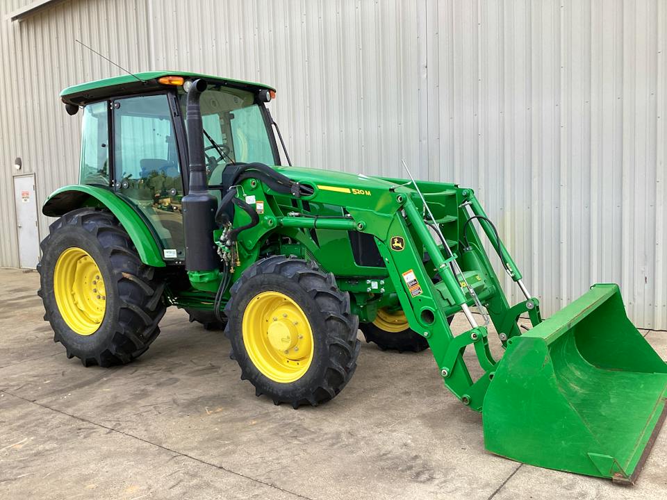 John Deere 5090E