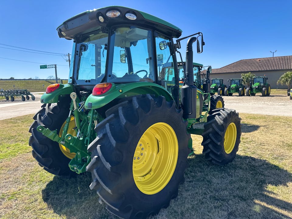John Deere 5120M