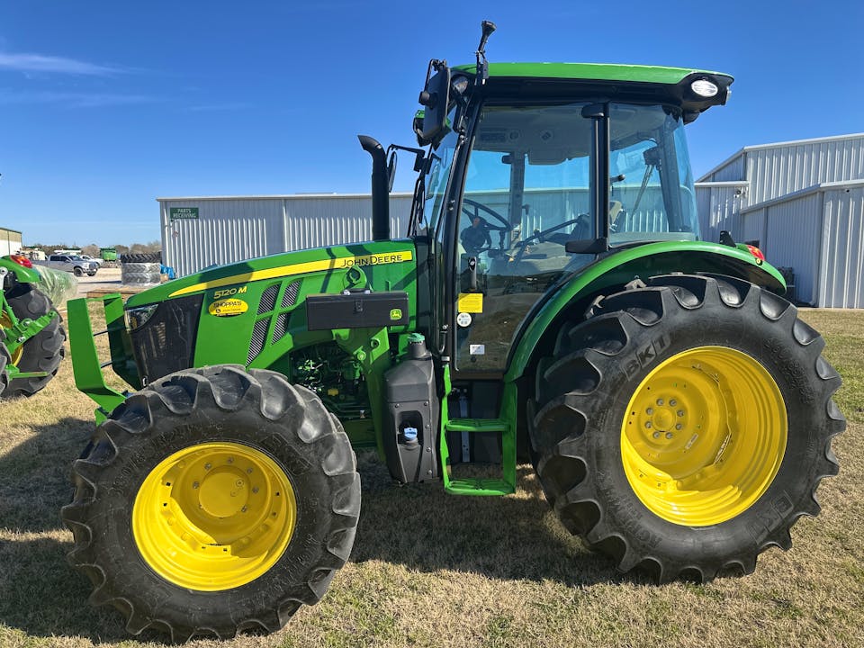 John Deere 5120M