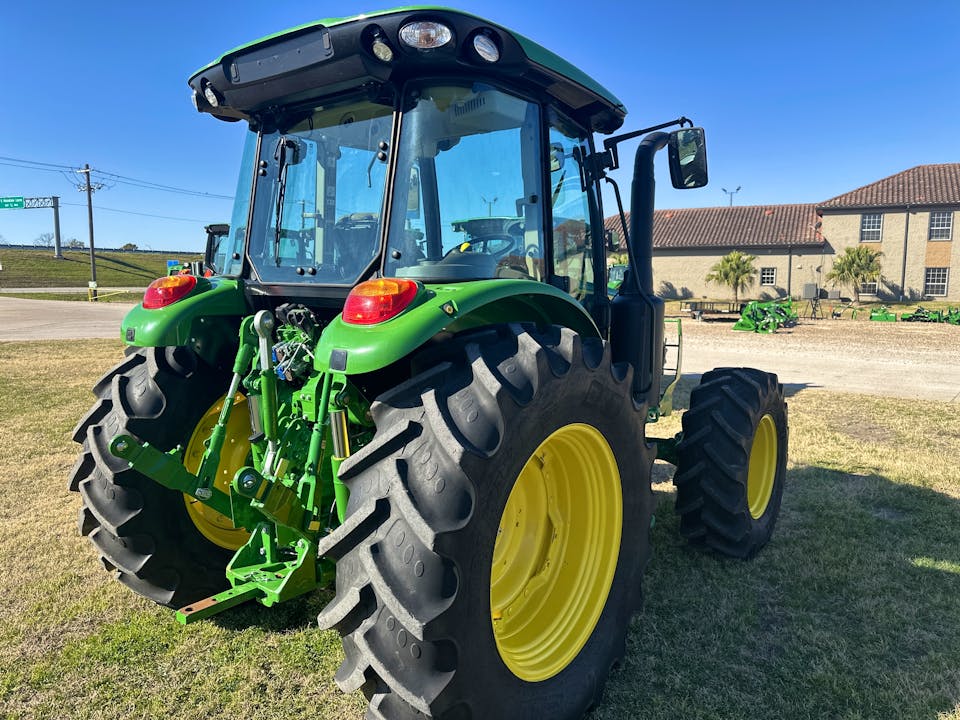John Deere 5120M