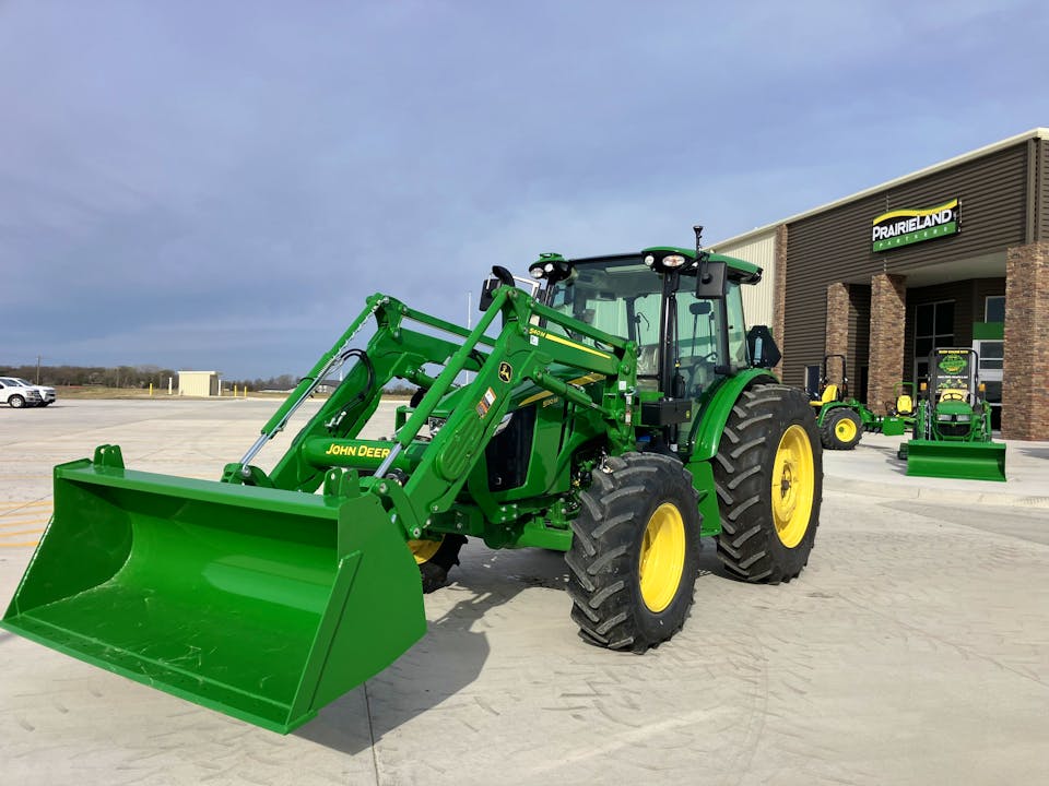 John Deere 5130M