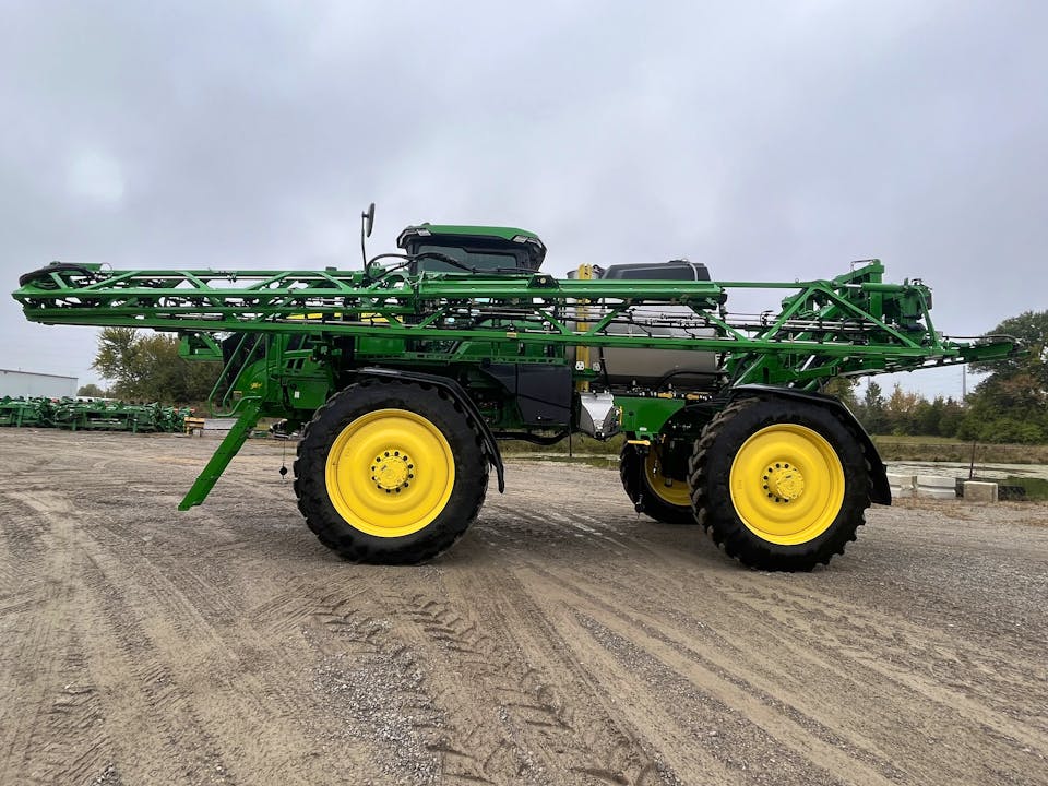 John Deere 612R