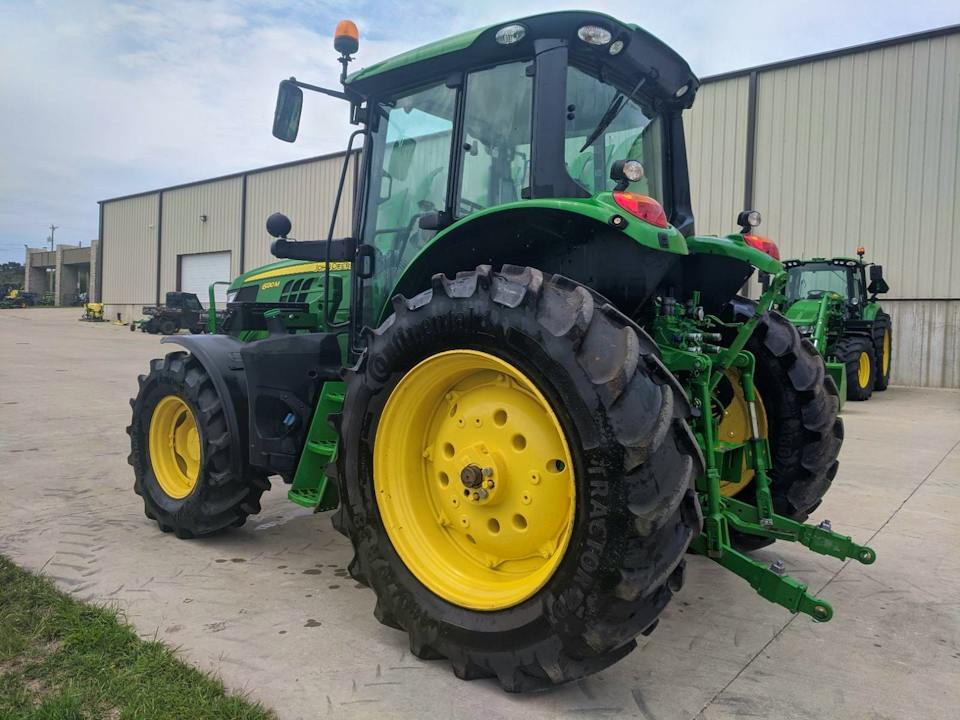 John Deere 6130M