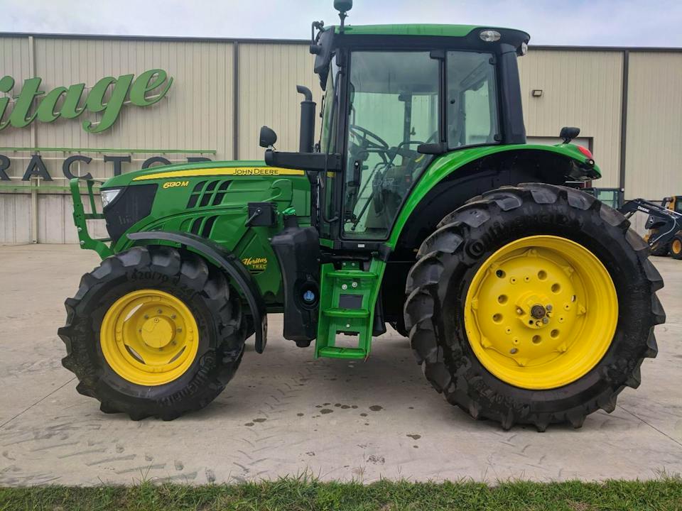 John Deere 6130M