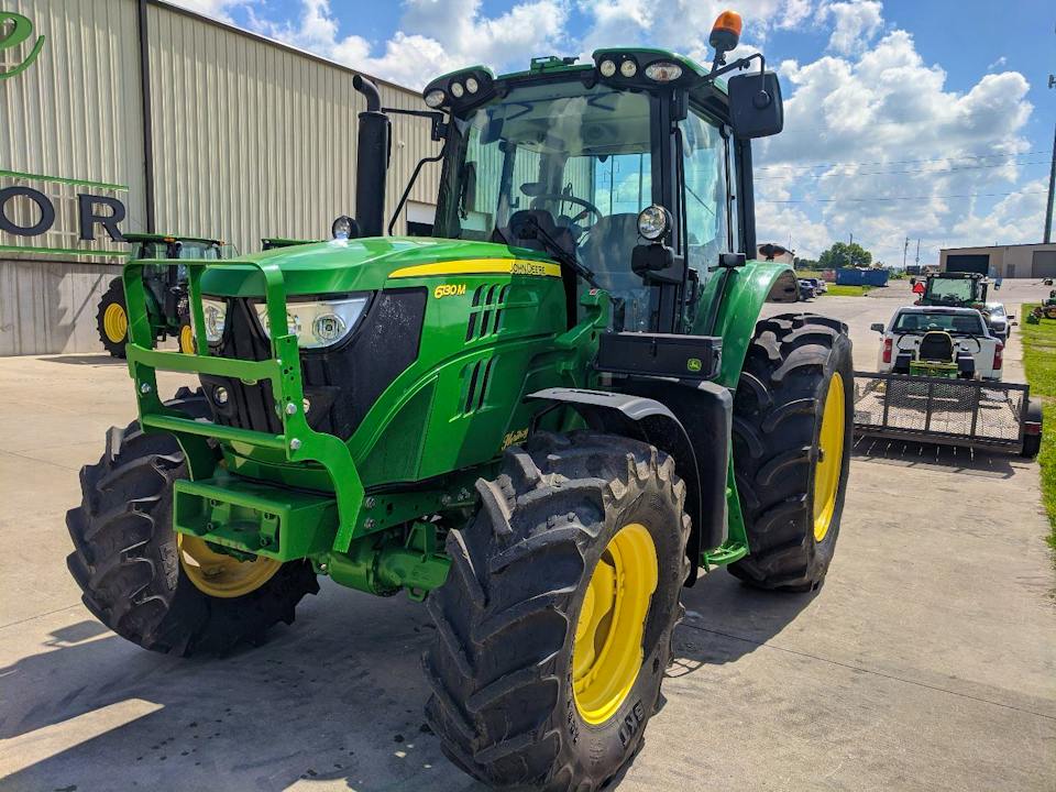 John Deere 6130M