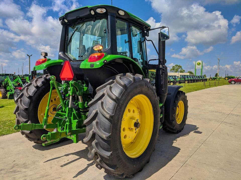 John Deere 6130M