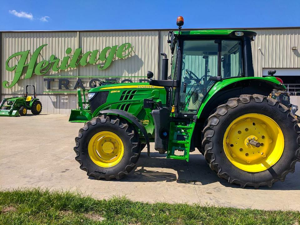 John Deere 6130M