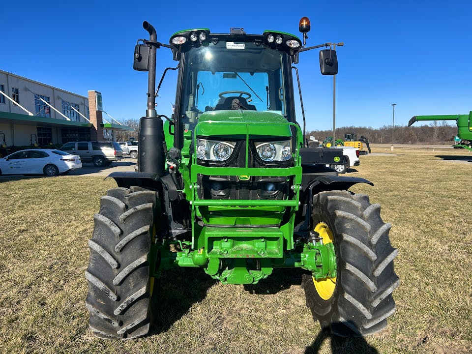 John Deere 6130M