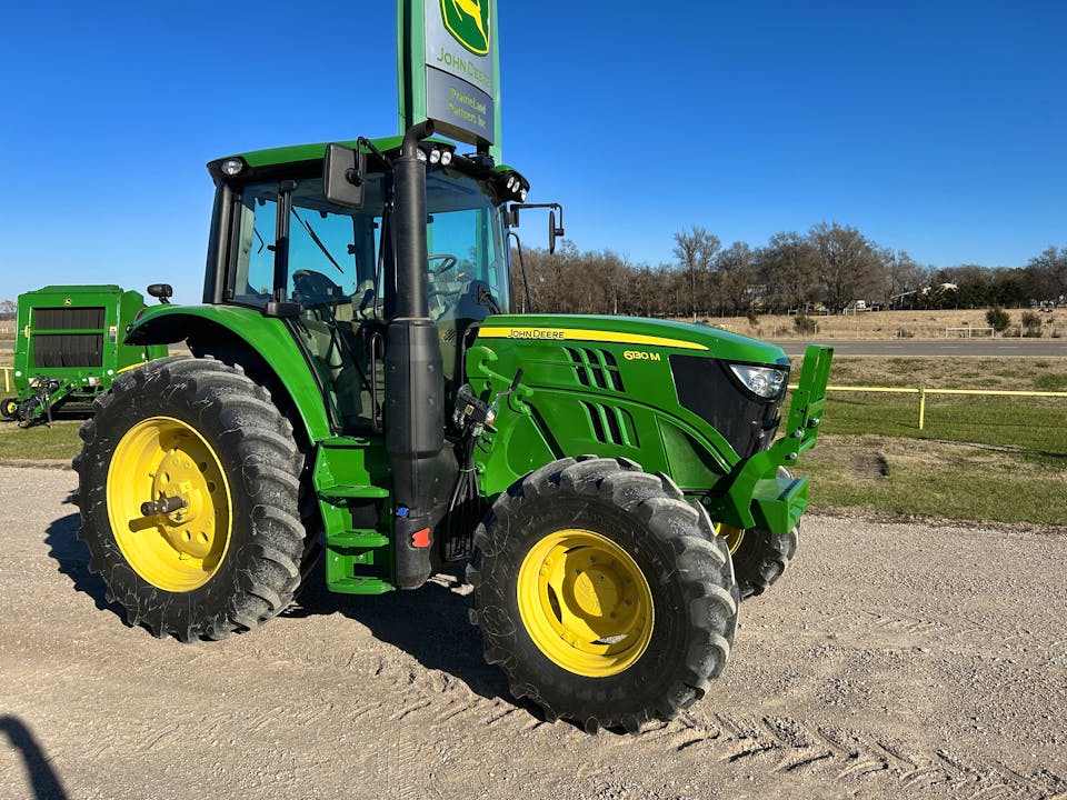 John Deere 6130M