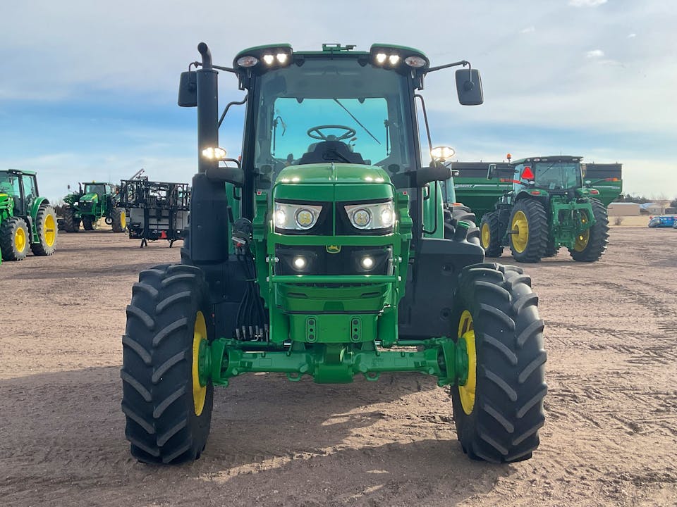 John Deere 6130M