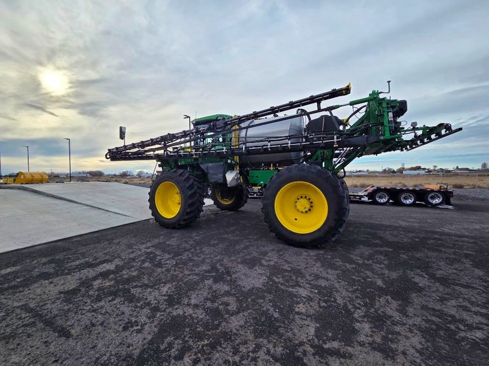 John Deere 616R