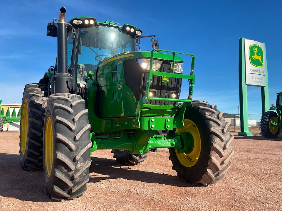 John Deere 6175M