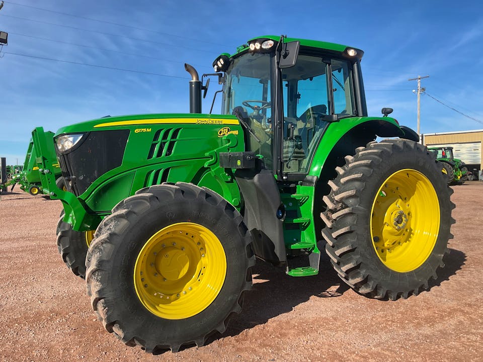 John Deere 6175M