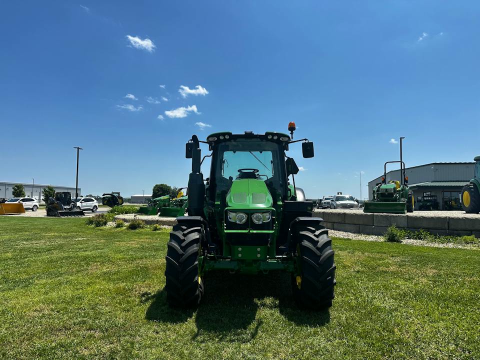 John Deere 6M 125