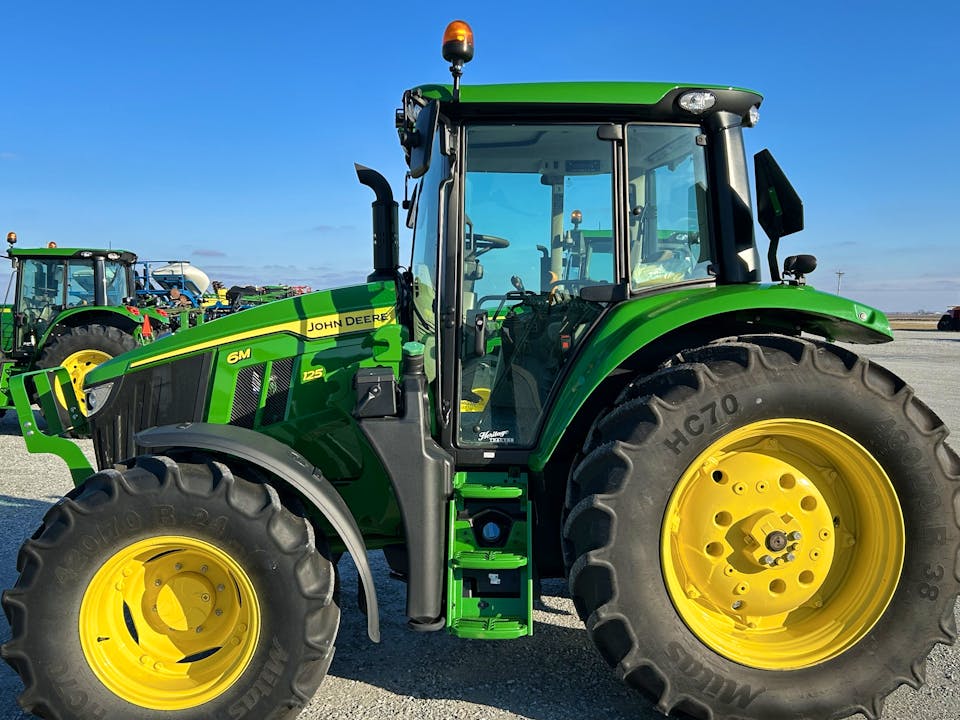 John Deere 6M 125