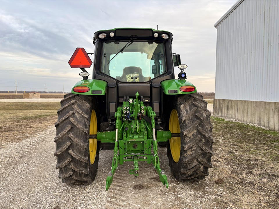 John Deere 6M 125