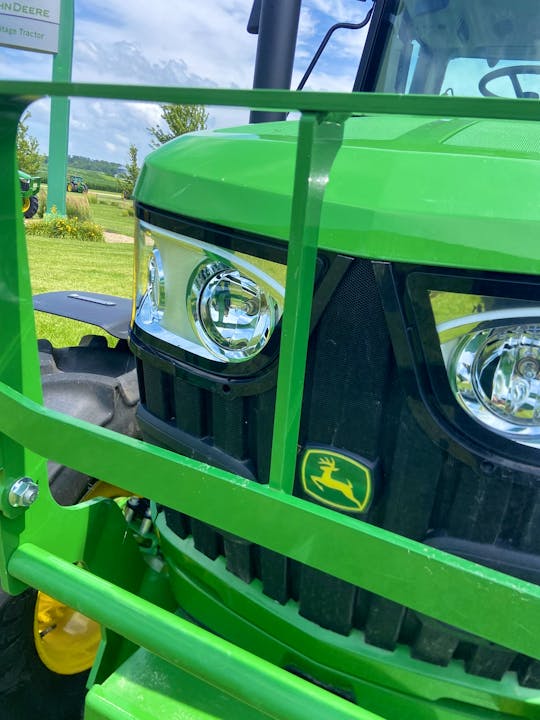 John Deere 6M 130