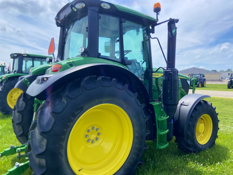John Deere 6M 130