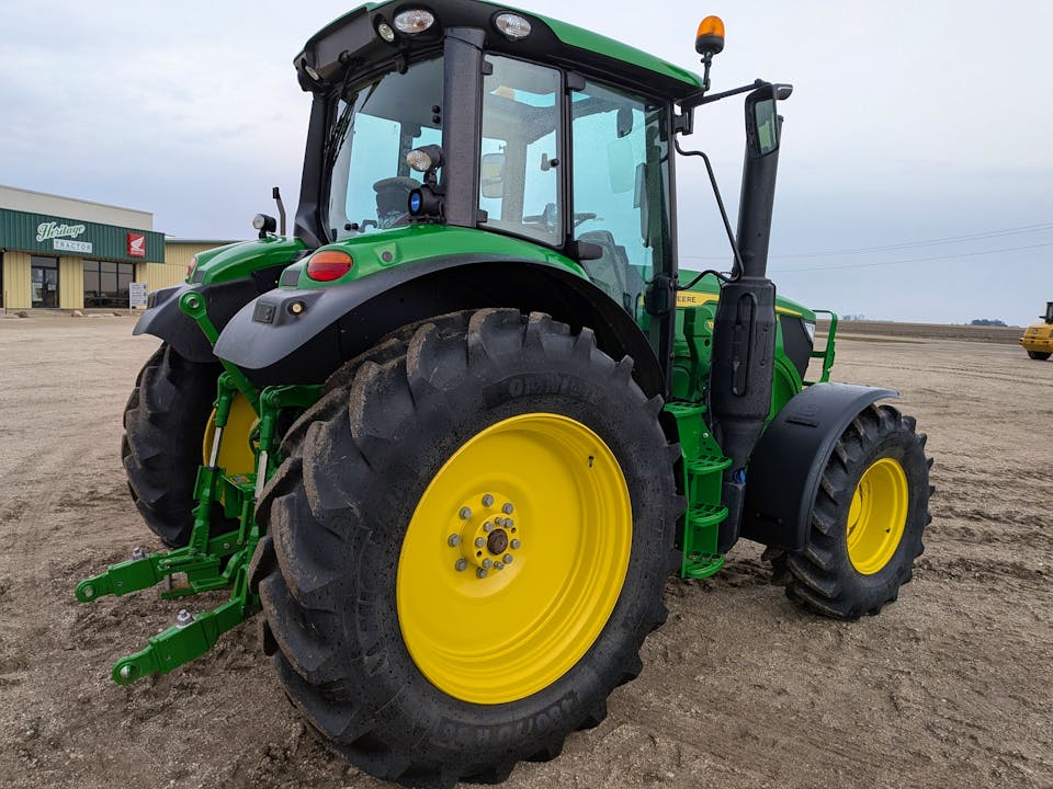 John Deere 6M 130