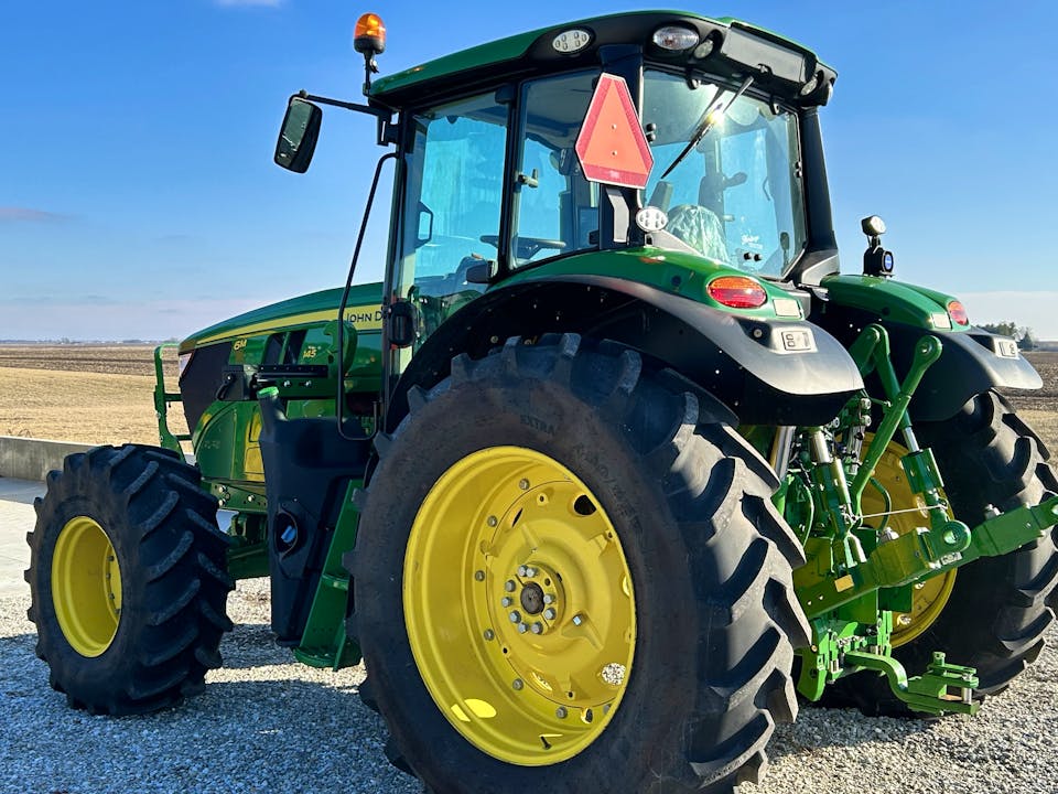 John Deere 6M 145