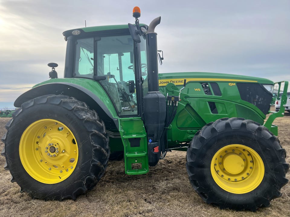 John Deere 6M 145