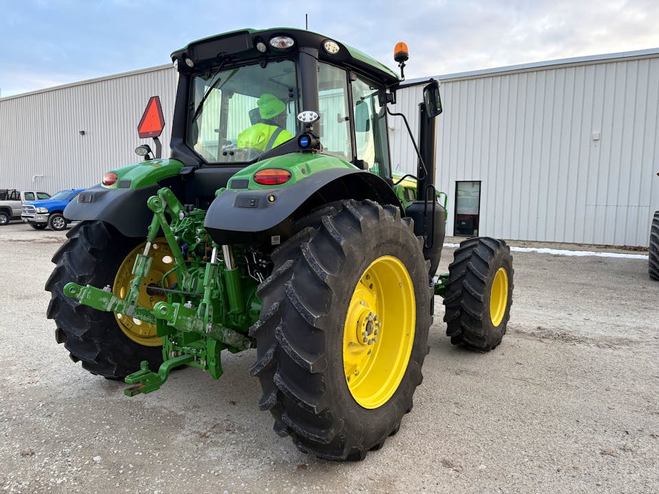 John Deere 6M 145