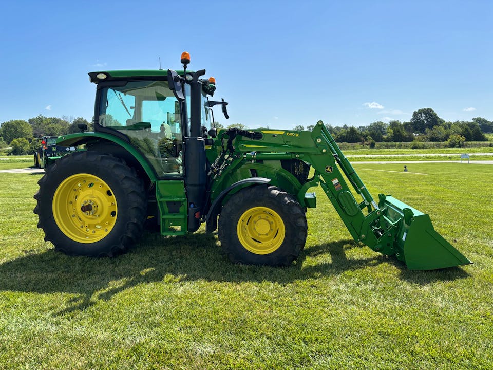 John Deere 6R 110