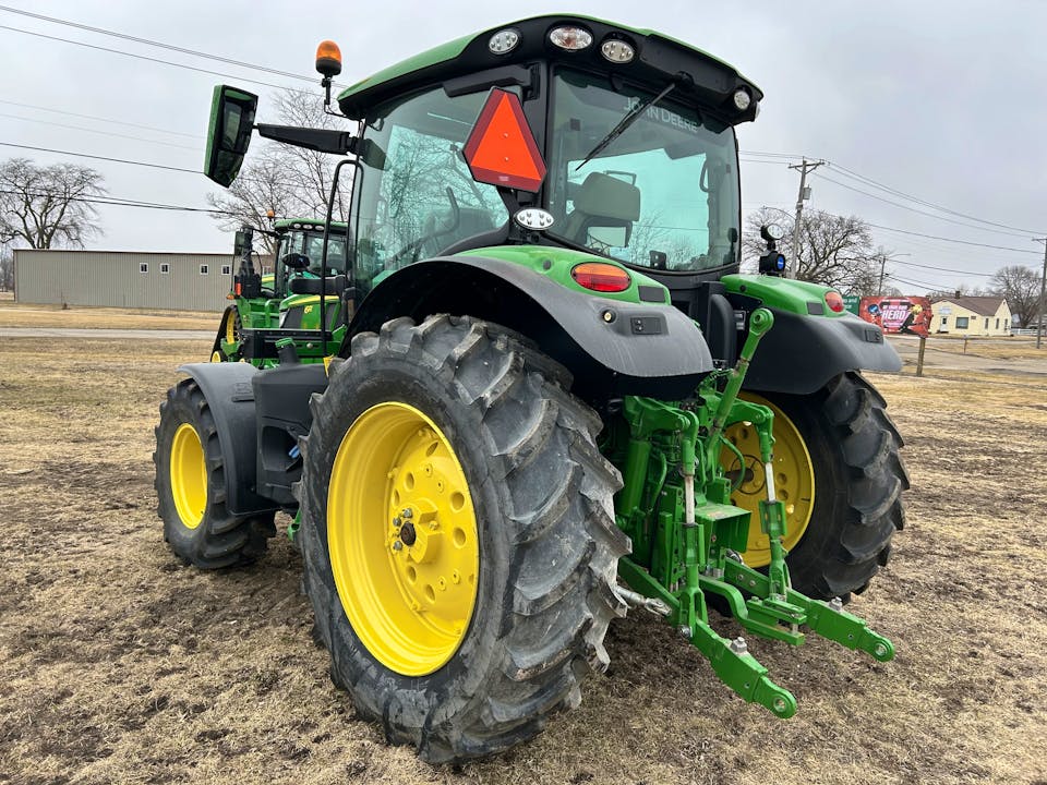 John Deere 6R 130