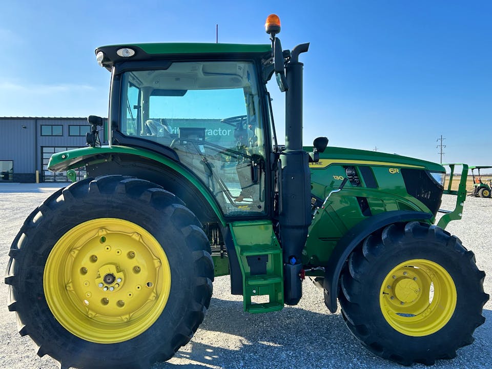 John Deere 6R 130