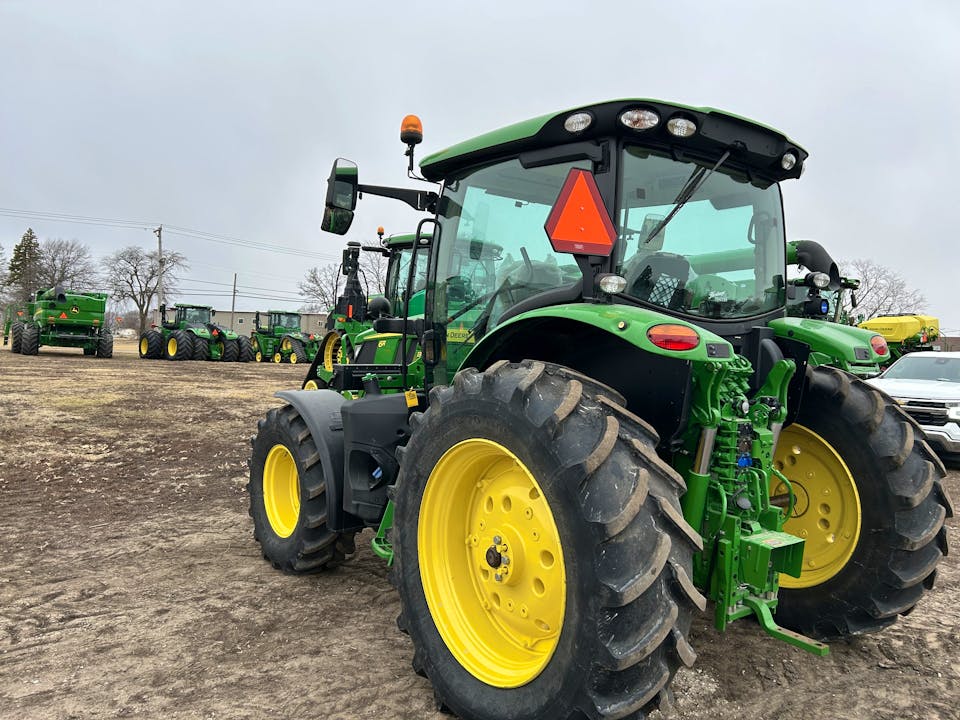 John Deere 6R 130