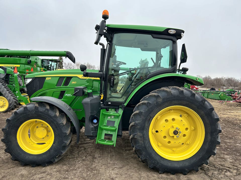John Deere 6R 130