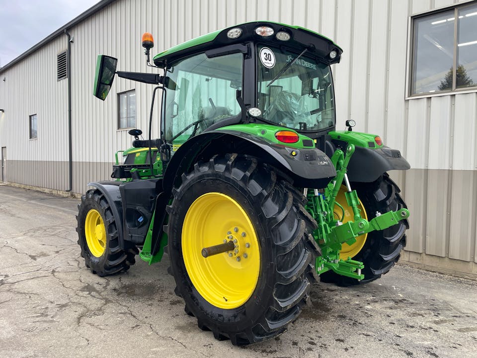 John Deere 6R 140