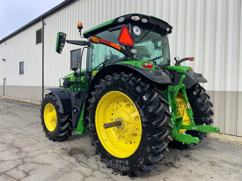 John Deere 6R 165