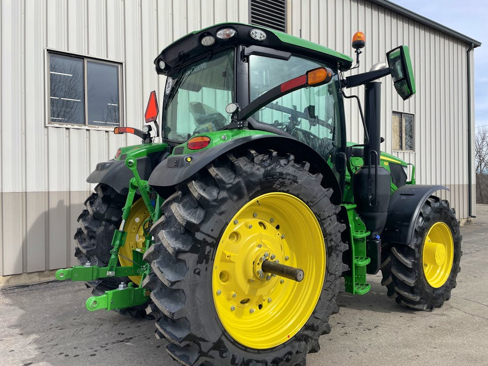 John Deere 6R 165