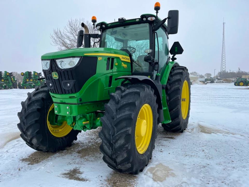 John Deere 6R 165