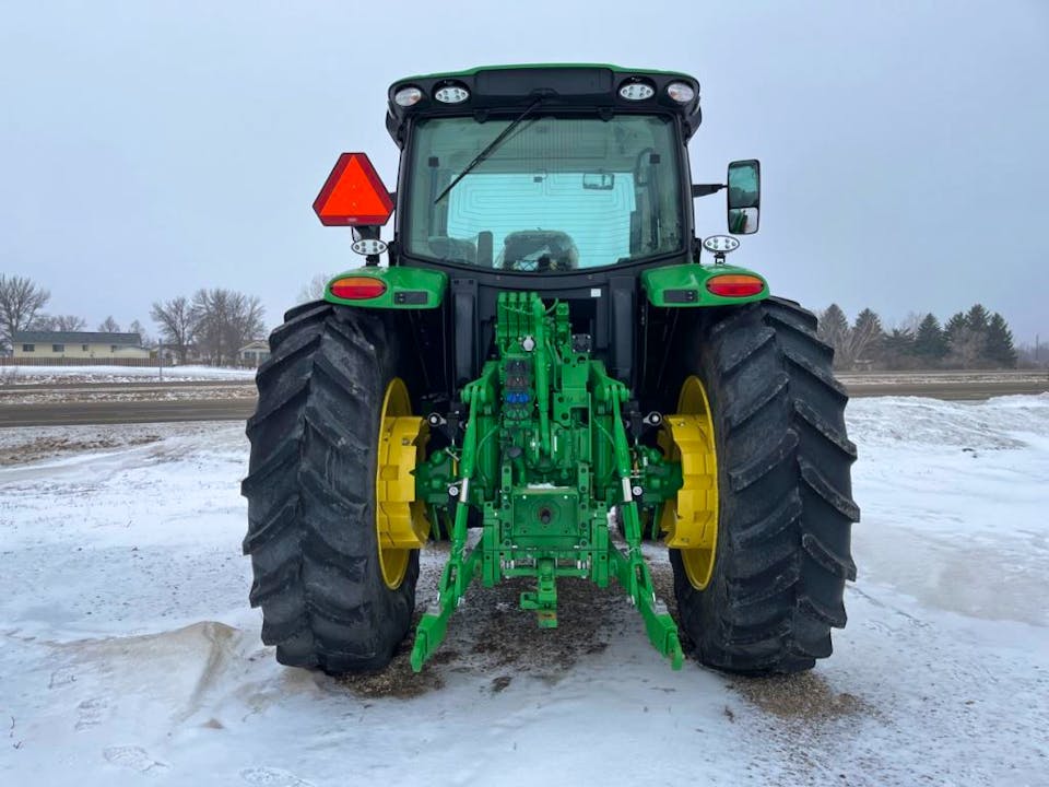 John Deere 6R 165