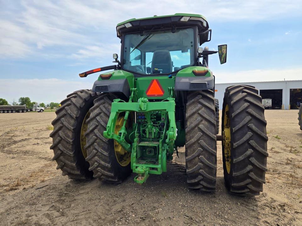 John Deere 8R 250