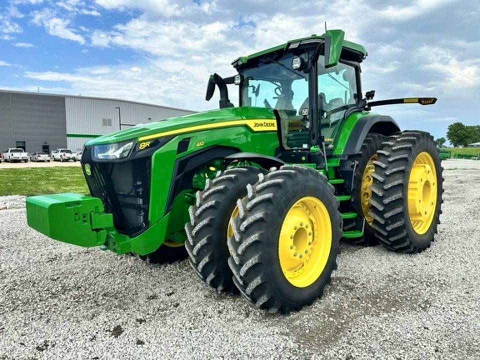John Deere 8R 410