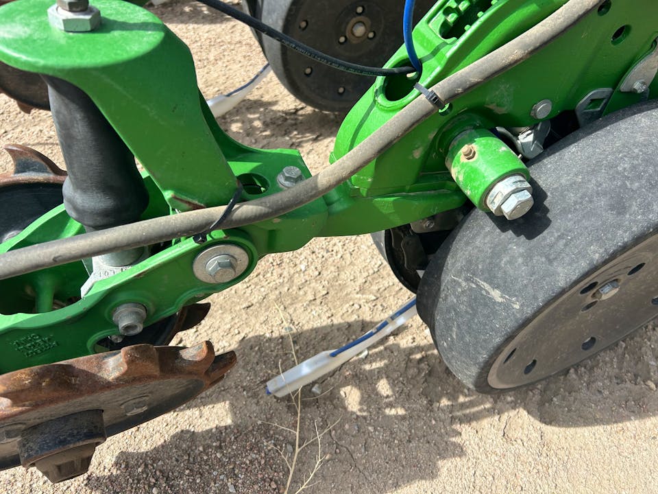 John Deere DR16X
